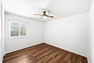 10604 Lanshire Dr, Austin, TX 78758 - Photo 14