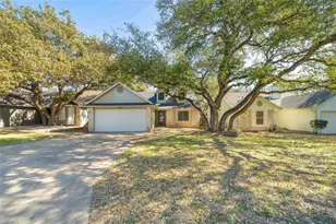 12807 Magnolia Mound Trail, Austin, TX 78727 - Photo 2