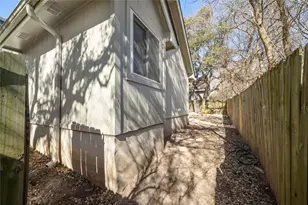 12807 Magnolia Mound Trail, Austin, TX 78727 - Photo 24