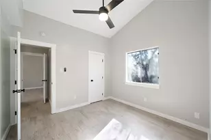 12807 Magnolia Mound Trail, Austin, TX 78727 - Photo 6