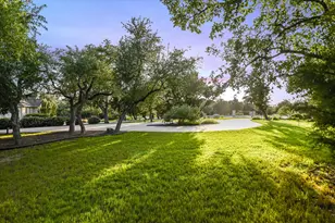 465 Lloyd Ln, Dripping Springs, TX 78620 - Photo 16