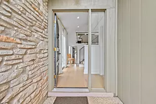 1821 Westlake Dr, Austin, TX 78746 - Photo 2