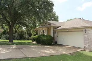 1811 W Pflugerville Pkwy, Round Rock, TX 78664 - Photo 2