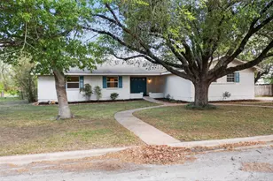 812 George St, Taylor, TX 76574 - Photo 2