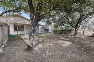 812 George St, Taylor, TX 76574 - Photo 26