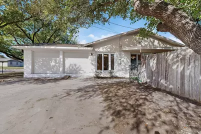 812 George Street, Taylor, TX 76574 - Photo 4