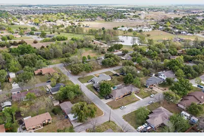 812 George Street, Taylor, TX 76574 - Photo 32