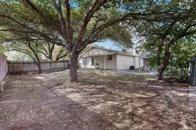 812 George Street, Taylor, TX 76574 - Photo 26