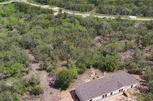 123 Baylen Clifton Ln, Lockhart, TX 78644 - Photo 38