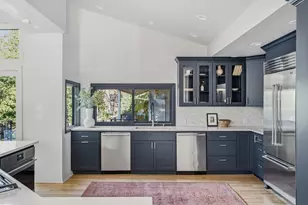 2609 Maria Anna Rd, Austin, TX 78703 - Photo 10