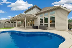 16901 Christina Garza Dr, Manor, TX 78653 - Photo 2