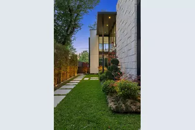 2108 Matthews Drive, Austin, TX 78703 - Photo 6