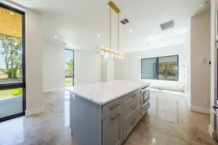 6315 Del Monte Rd, Austin, TX 78741 - Photo 6