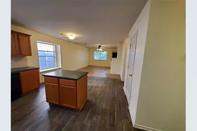 15308 Sarahs Creek Drive, Pflugerville, TX 78660 - Photo 6