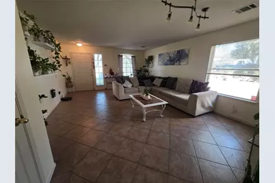 15308 Sarahs Creek Drive, Pflugerville, TX 78660 - Photo 10
