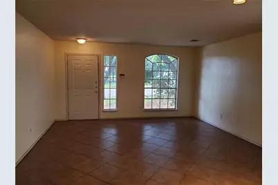 15308 Sarahs Creek Drive, Pflugerville, TX 78660 - Photo 4