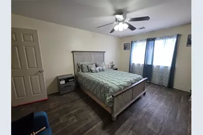 15308 Sarahs Creek Drive, Pflugerville, TX 78660 - Photo 16