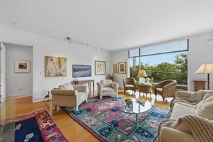 210 Lee Barton Dr, Austin, TX 78704 - Photo 4