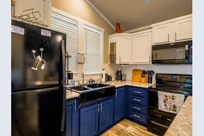 4113 Hermosa Drive, Kingsland, TX 78639 - Photo 14