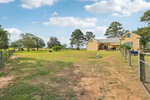 1200 Co Rd 211, Giddings, TX 78942 - Photo 2