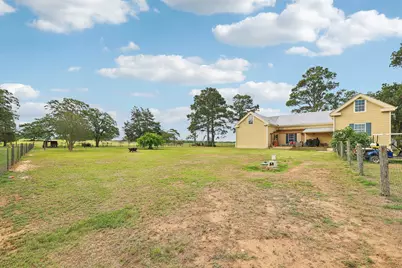 1200 County Road 211, Giddings, TX 78942 - Photo 24