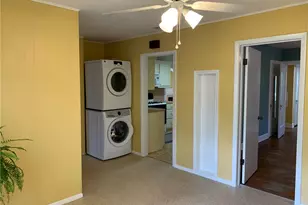 1031 E 44th St, Austin, TX 78751 - Photo 16