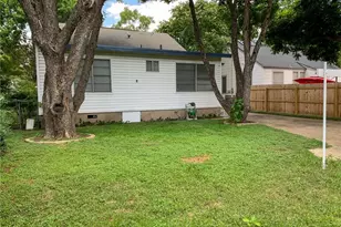 1031 E 44th St, Austin, TX 78751 - Photo 32