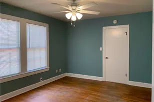 1031 E 44th St, Austin, TX 78751 - Photo 22