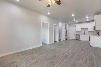 600 Kimbro #B Street, Taylor, TX 76574 - Photo 6