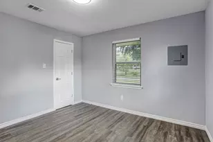 1708 Woodcrest Dr, Marble Falls, TX 78654 - Photo 22