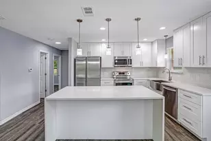 1708 Woodcrest Dr, Marble Falls, TX 78654 - Photo 14