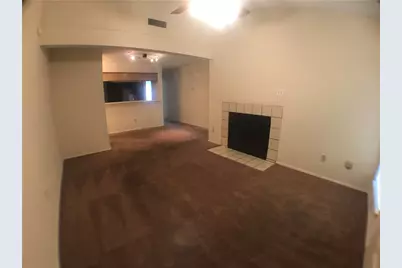 806 W 24th Street #304, Austin, TX 78705 - Photo 4