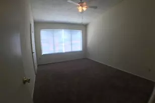 806 W 24th St, Austin, TX 78705 - Photo 16