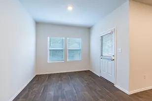 14500 Fitzgibbon Dr, Austin, TX 78725 - Photo 10