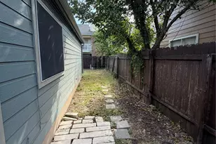 11620 Argonne Forest Trail, Austin, TX 78759 - Photo 14