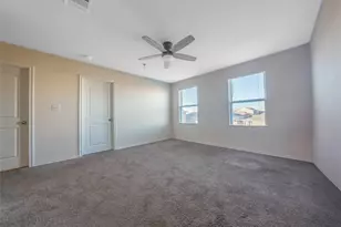 6421 Graymont Dr, Austin, TX 78754 - Photo 10