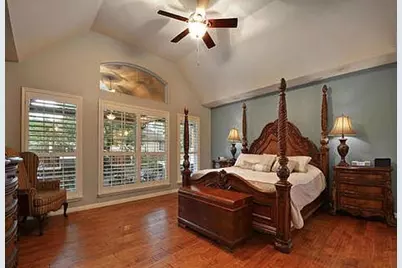 102 Champions Court, Georgetown, TX 78628 - Photo 18