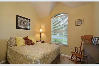 102 Champions Court, Georgetown, TX 78628 - Photo 14