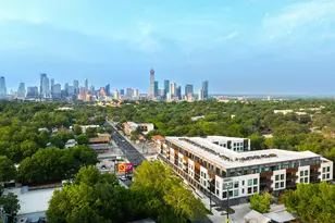 2209 S 1st St, Austin, TX 78704 - Photo 12