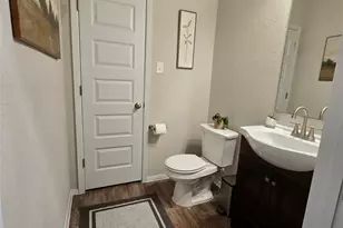 236 Blue Agate Ct, Jarrell, TX 76537 - Photo 8