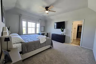 236 Blue Agate Ct, Jarrell, TX 76537 - Photo 12