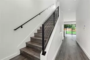 7512 Delafield Ln, Austin, TX 78752 - Photo 20