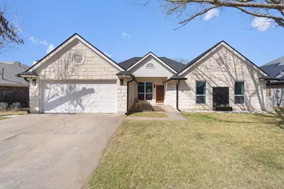 1014 Hackberry Drive, Pflugerville, TX 78660 - Photo 2