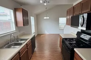 17741 Golden Valley Dr, Manor, TX 78653 - Photo 2