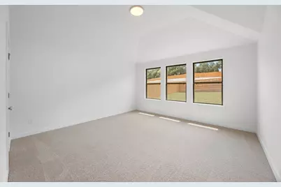 313 Sepulveda Street, Hutto, TX 78634 - Photo 12