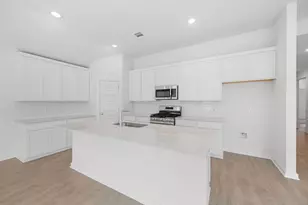 313 Sepulveda St, Hutto, TX 78634 - Photo 10