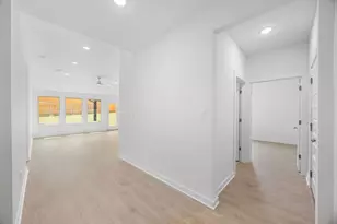 313 Sepulveda St, Hutto, TX 78634 - Photo 24