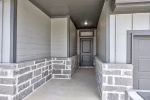 313 Sepulveda St, Hutto, TX 78634 - Photo 2