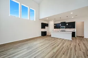 8517 Dongan Dr, Austin, TX 78744 - Photo 10