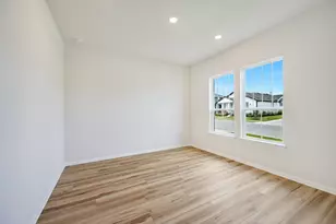 8517 Dongan Dr, Austin, TX 78744 - Photo 2